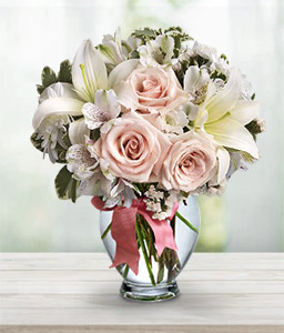 Sugar Cube <Br><span>Pink & White Flower Arrangement</span>