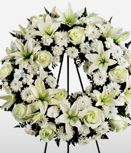 Sweet Serenity <Br><span>Funeral Wreath</span>