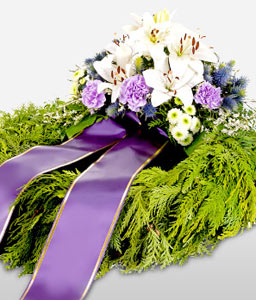 White and Lilac Flowers Sympathy Wreath