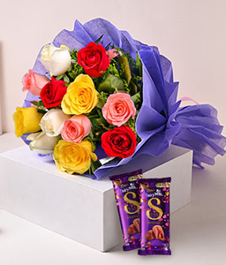 Alluring Rose Bouquet With Chocolates