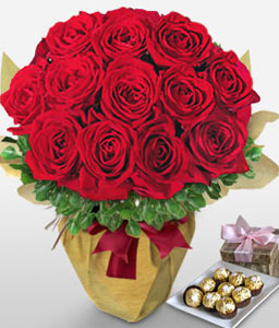 Cabaret <Br><span>12 Red Roses + Free Chocolates</span></Br>