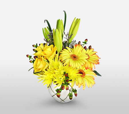 Day Dreamer-Yellow,Daisy,Gerbera,Lily,Rose,Arrangement