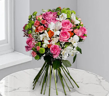 Gummybear-Green,Mixed,Orange,Pink,White,Alstroemeria,Mixed Flower,Rose,Bouquet