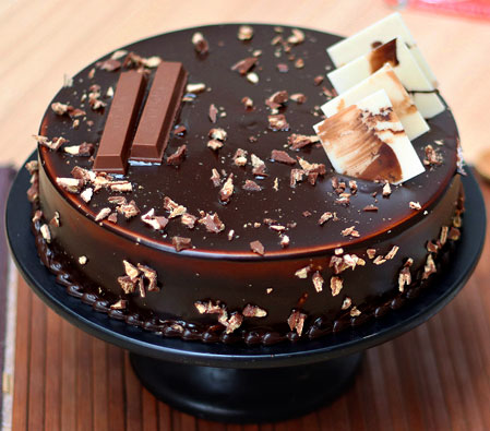 Choco Crunch KitKat Cake - 17.6oz/0.5kg