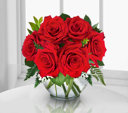 Heart Of Roses-Red,Rose,Arrangement