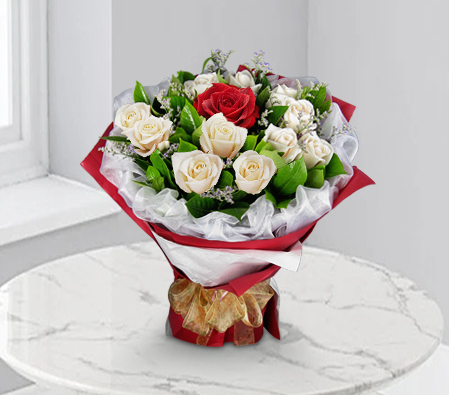 Shangri La-Red,White,Rose,Bouquet