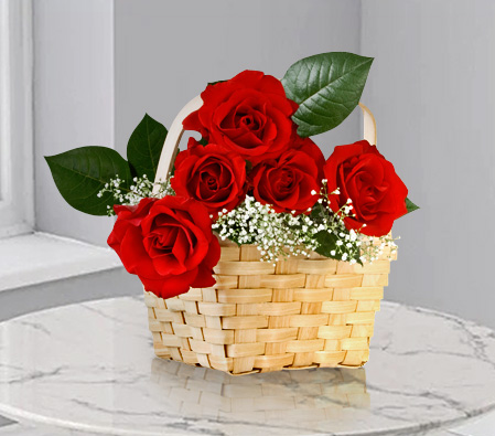 Royale-Red,Rose,Arrangement,Basket